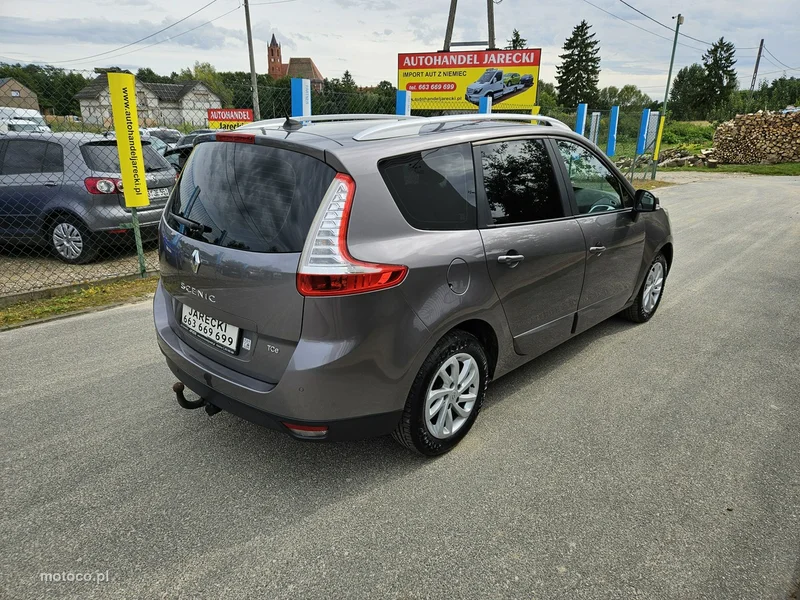 Renault Grand Scenic II 4