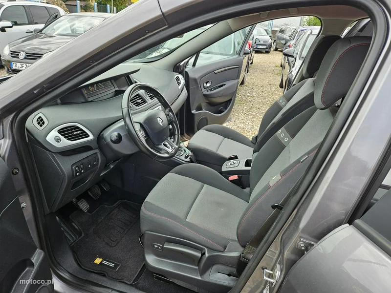 Renault Grand Scenic II 7