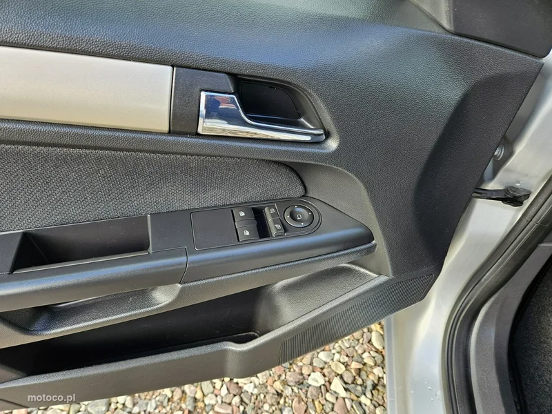 Opel Astra H 15
