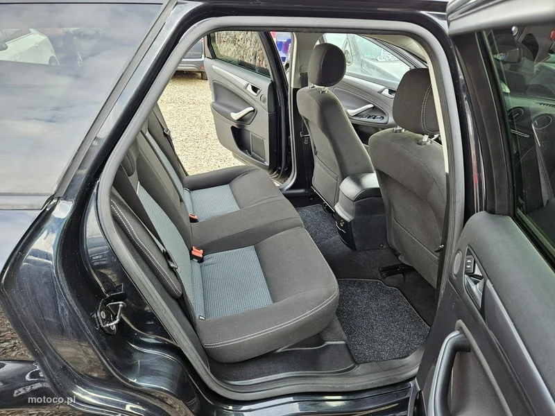 Ford Mondeo IV 11