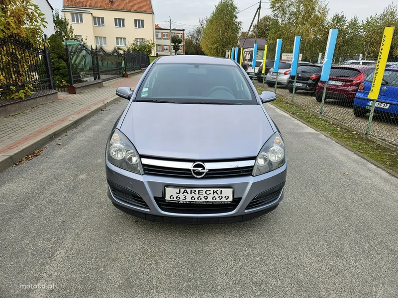 Opel Astra H 2