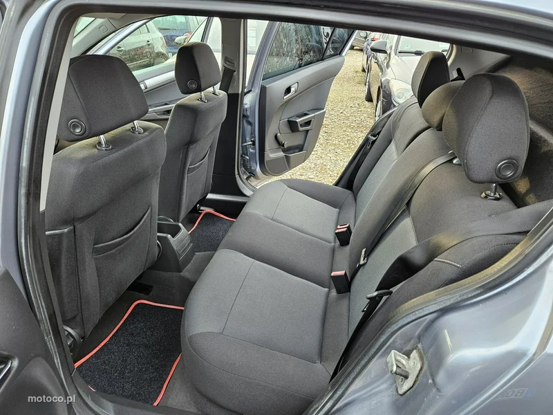 Opel Astra H 9
