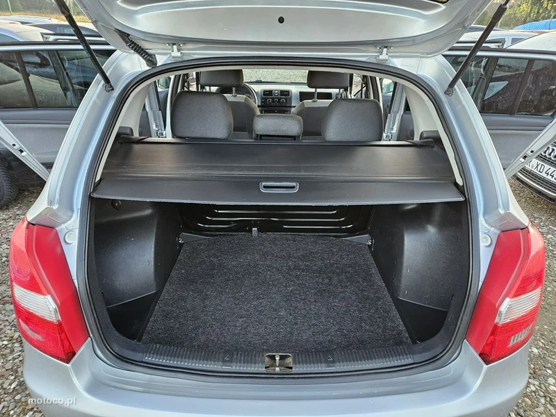 Skoda Fabia II 19