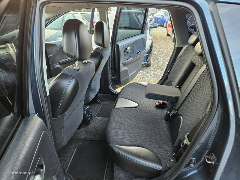 Nissan Note 9
