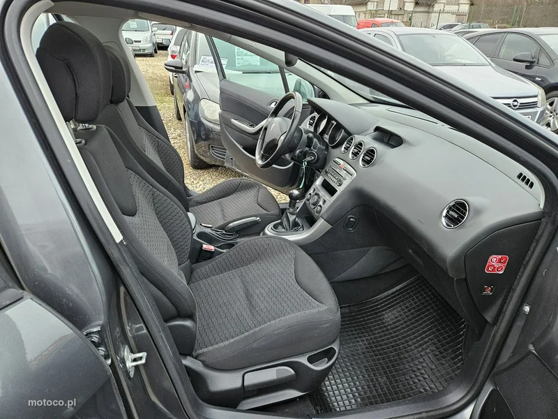 Peugeot 308 SW 11