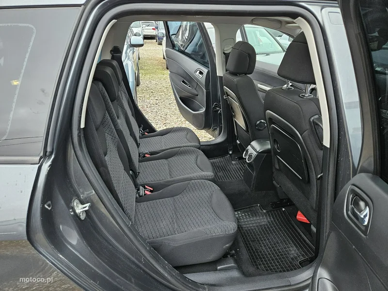 Peugeot 308 SW 12