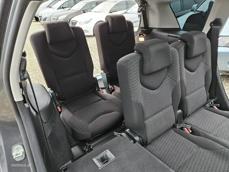 Peugeot 308 SW 13