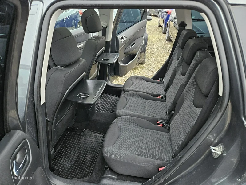 Peugeot 308 SW 9