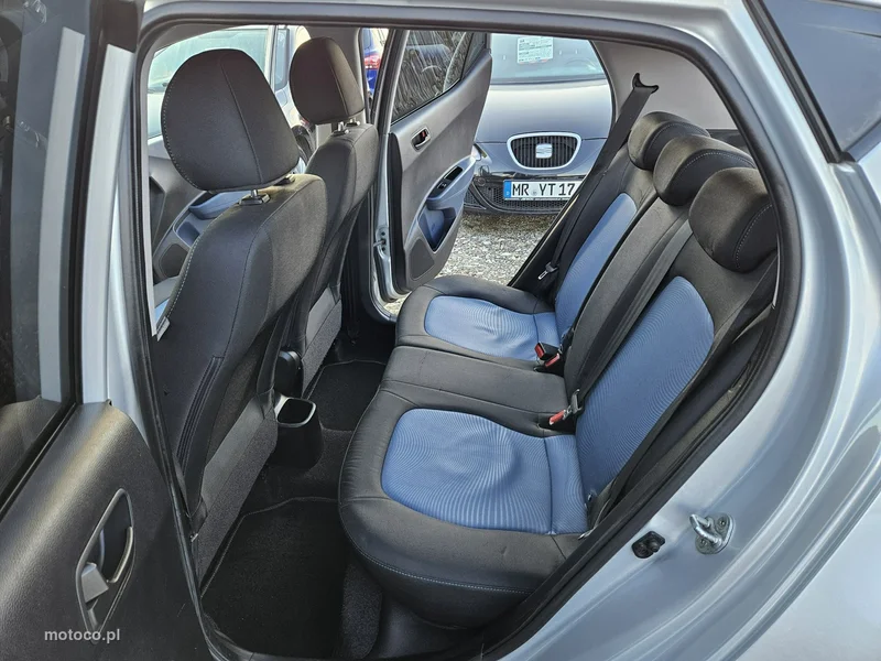 Hyundai i10 9