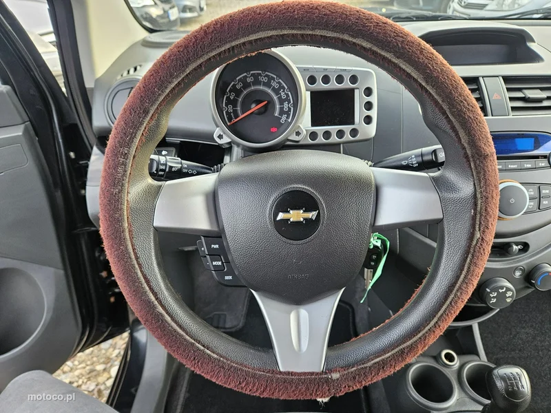 Chevrolet Spark 15