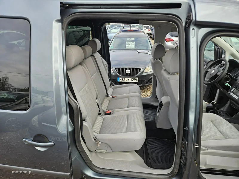 Volkswagen Caddy III 12