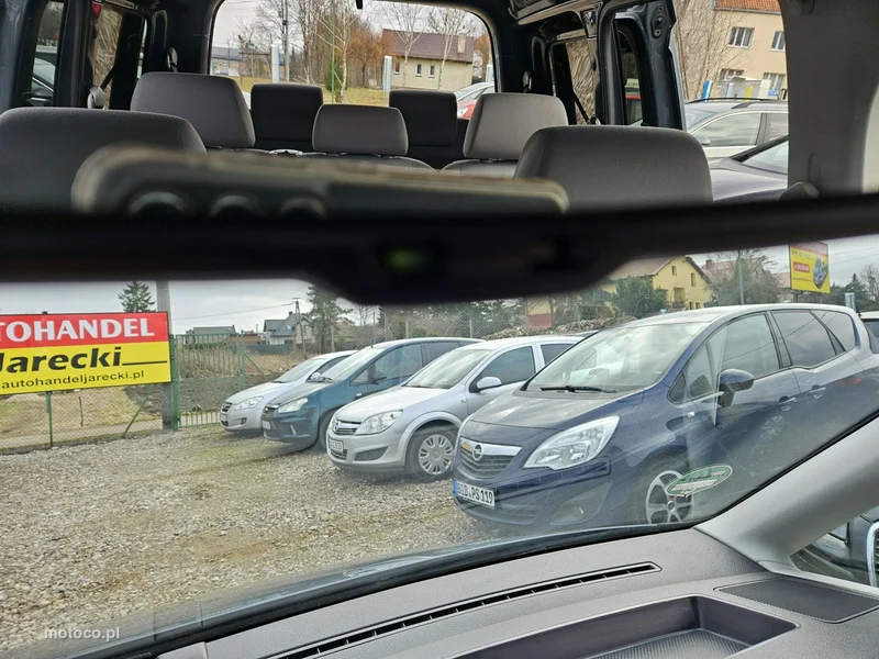Volkswagen Caddy III 18