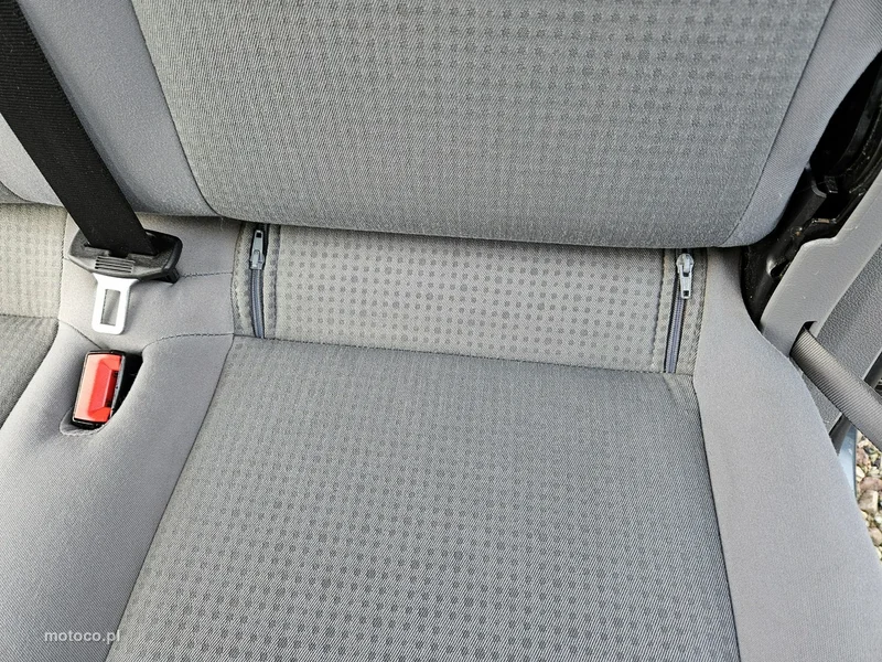 Volkswagen Caddy III 19