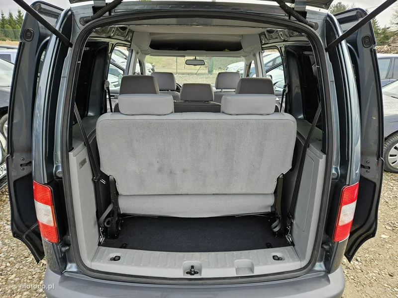 Volkswagen Caddy III 21