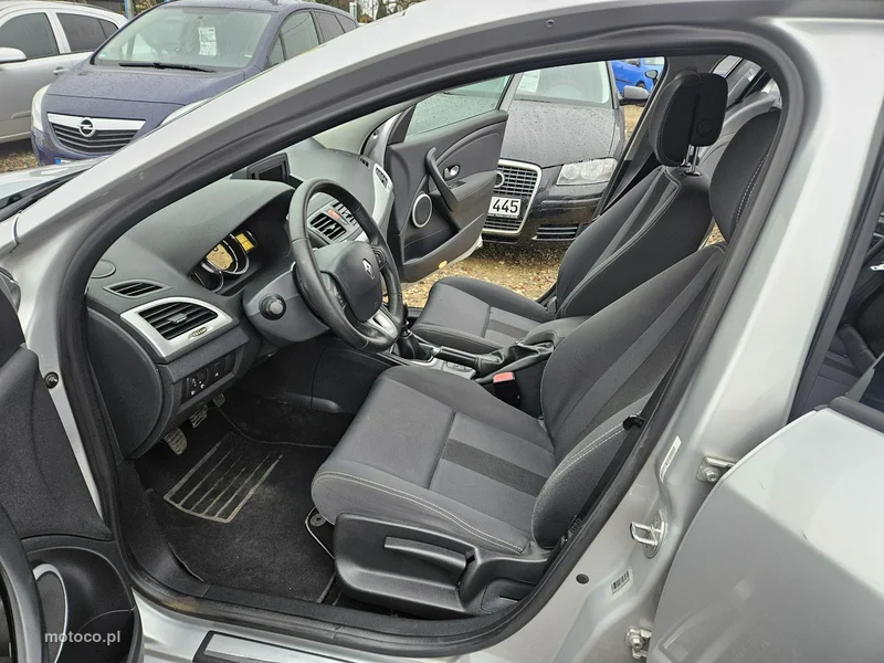 Renault Megane III 7
