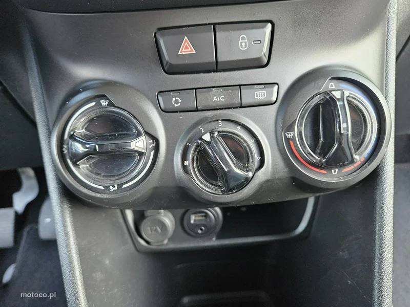 Peugeot 208 19