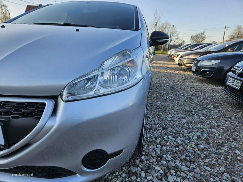 Peugeot 208 22