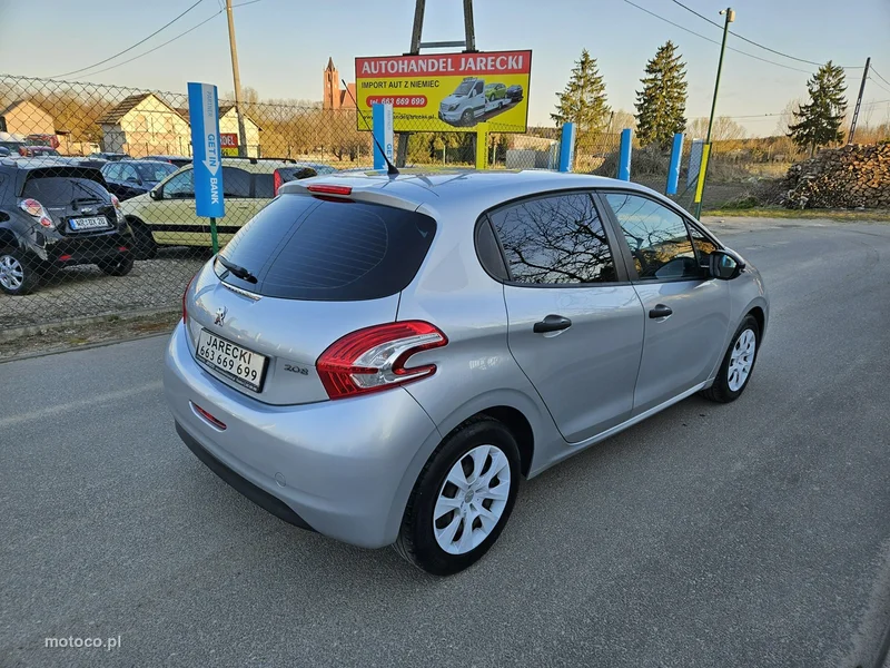 Peugeot 208 4