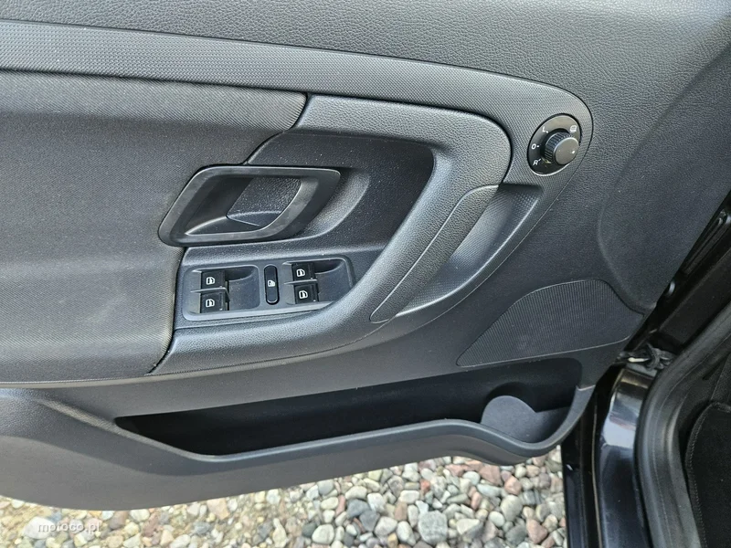 Skoda Roomster I 13