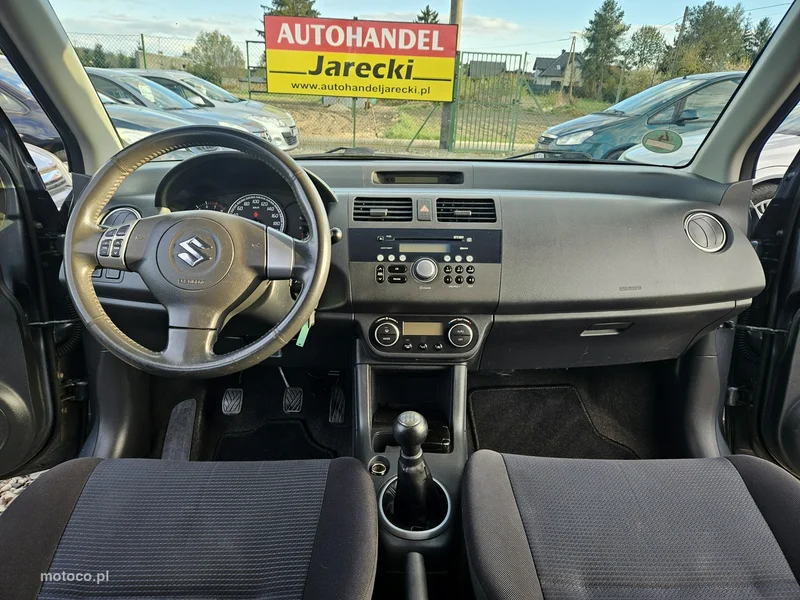 Suzuki Swift 12