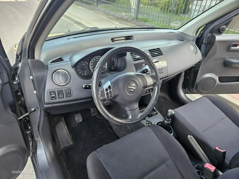 Suzuki Swift 8