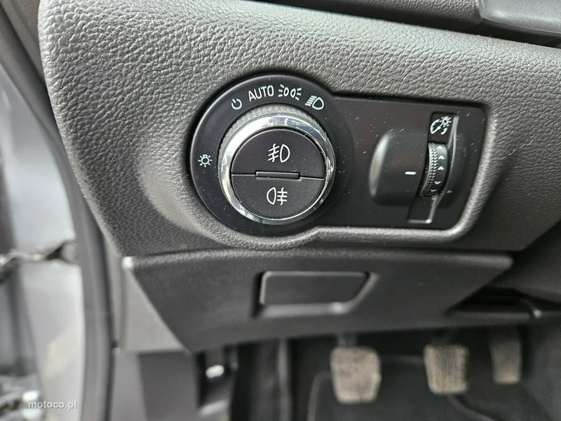Opel Astra J 14
