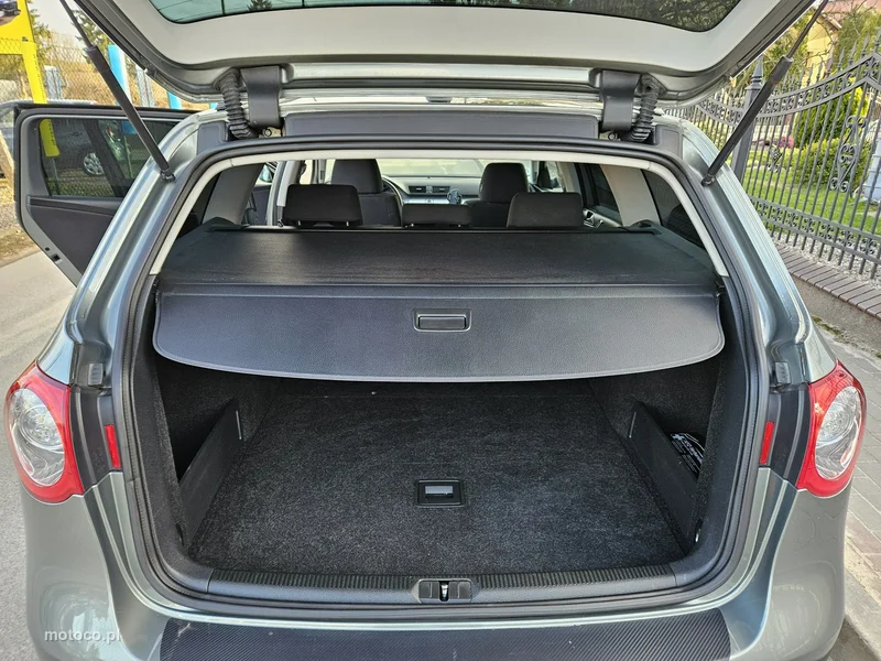 Volkswagen Passat B6 23