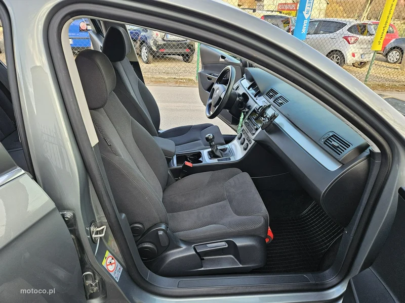 Volkswagen Passat B6 10
