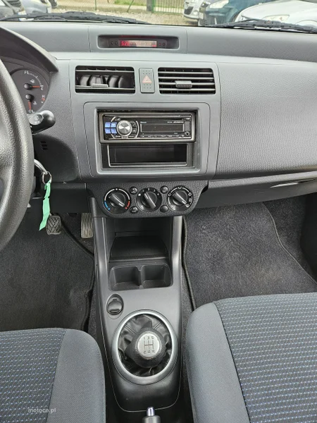 Suzuki Swift 14