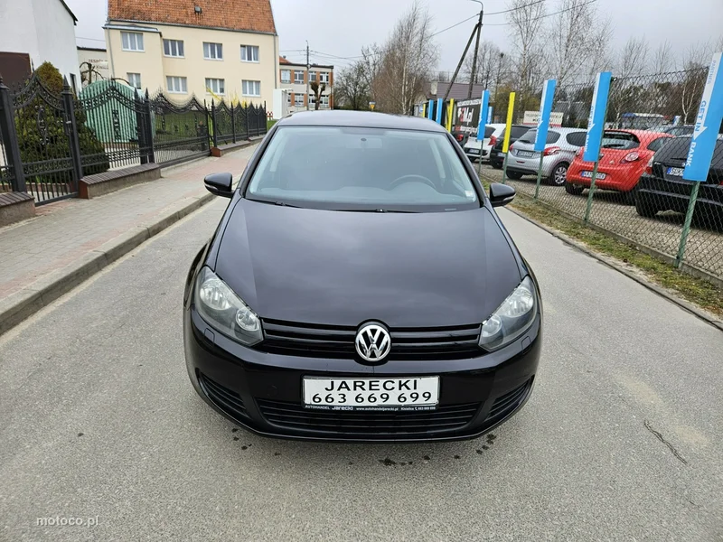 Volkswagen Golf VI 2