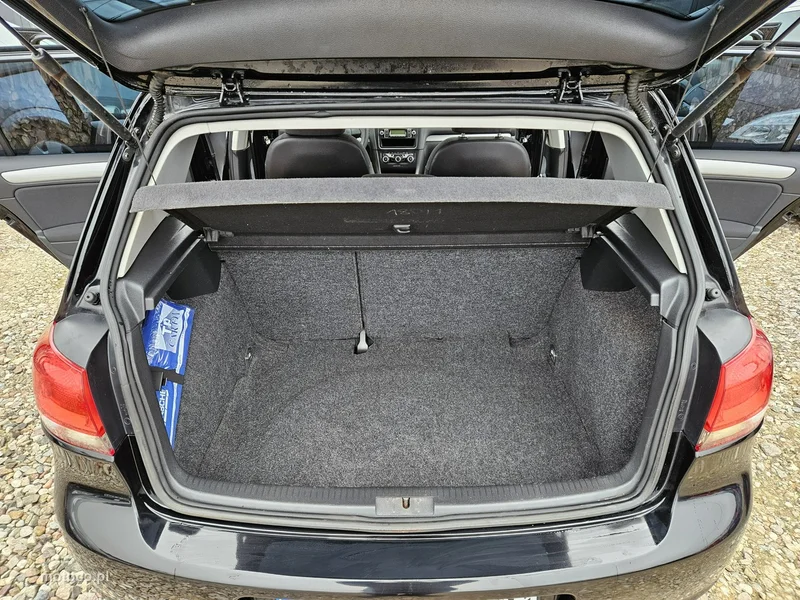 Volkswagen Golf VI 18