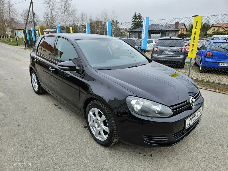 Volkswagen Golf VI 3