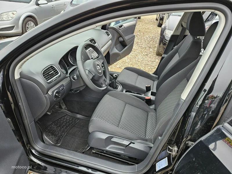 Volkswagen Golf VI 7