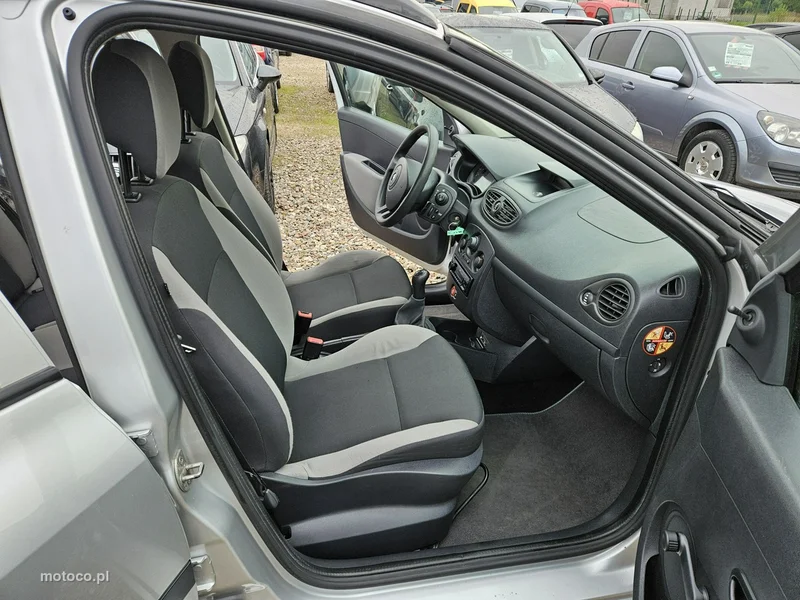 Renault Clio III 10