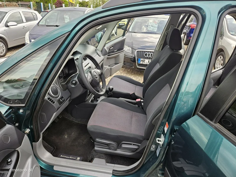 Suzuki SX4 7