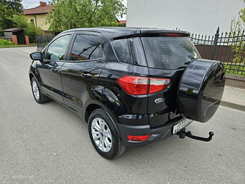 Ford EcoSport 6