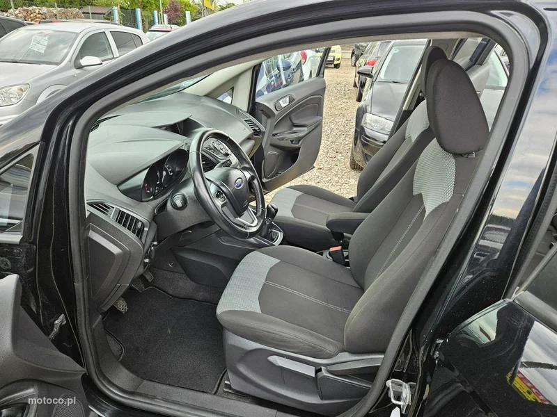 Ford EcoSport 7