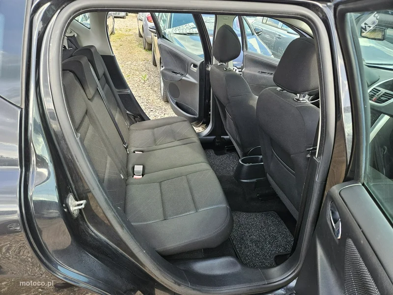 Peugeot 207 SW 11