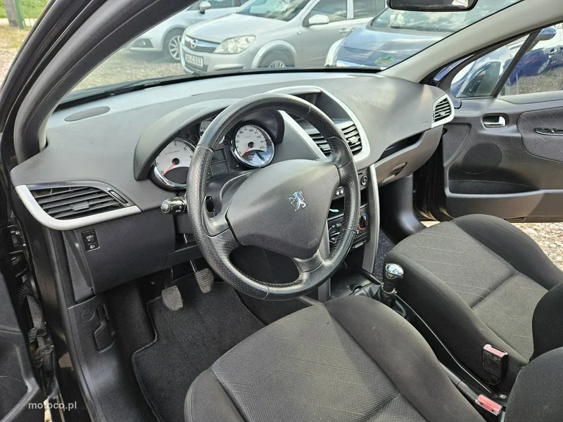Peugeot 207 SW 8
