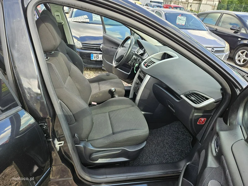 Peugeot 207 SW 10