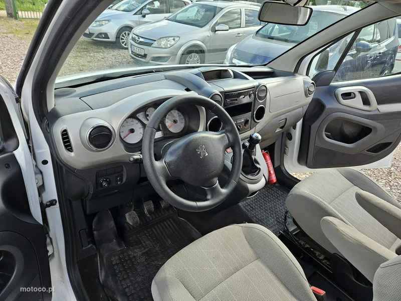 Peugeot Partner 8