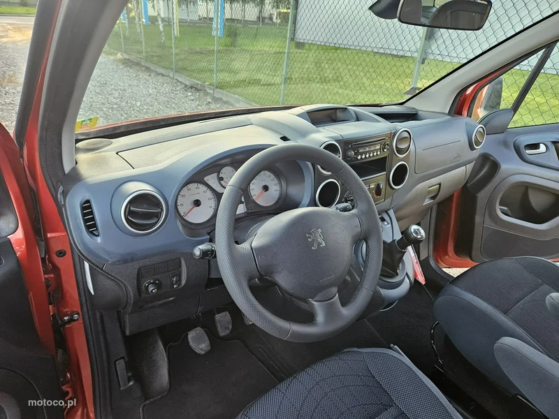 Peugeot Partner 8
