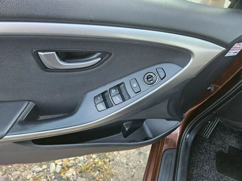 Hyundai i30 13