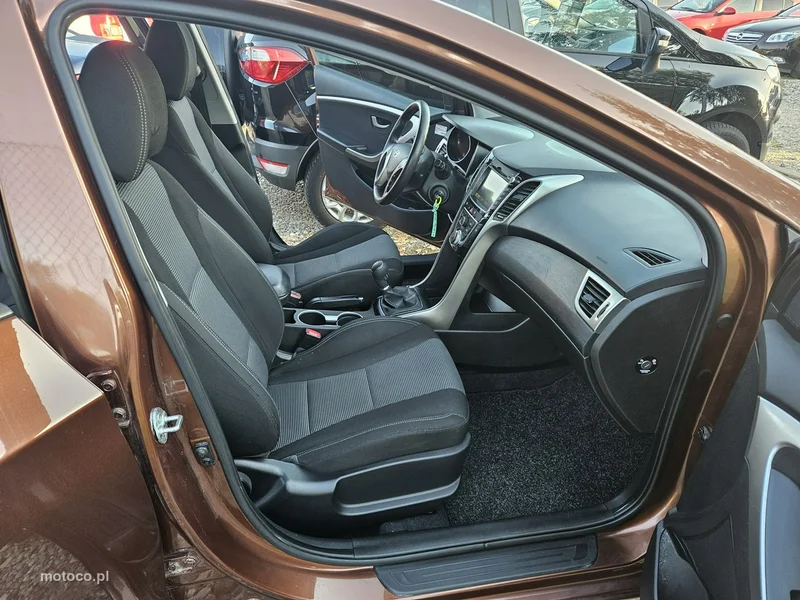 Hyundai i30 10