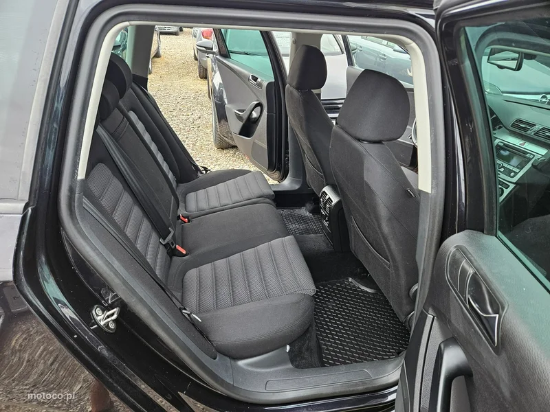 Volkswagen Passat B6 11