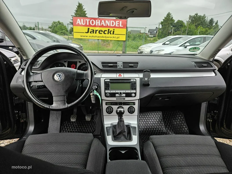 Volkswagen Passat B6 12