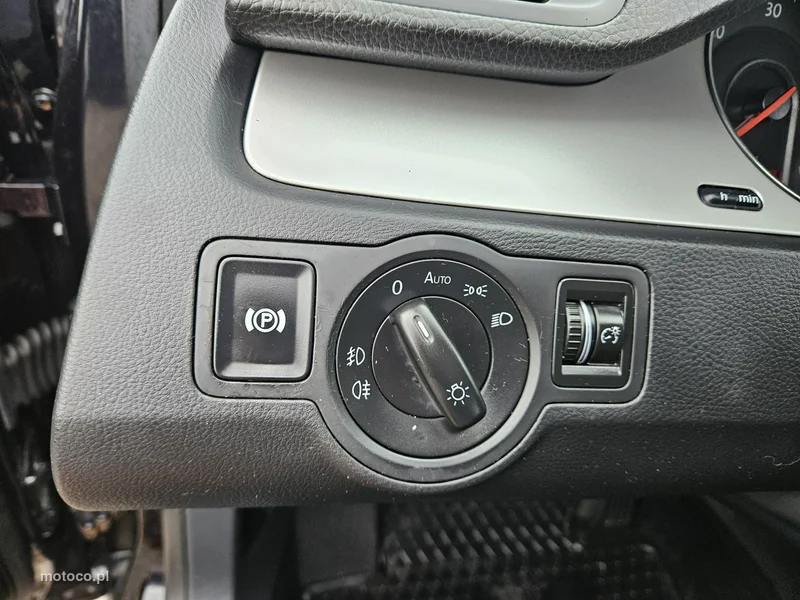 Volkswagen Passat B6 14
