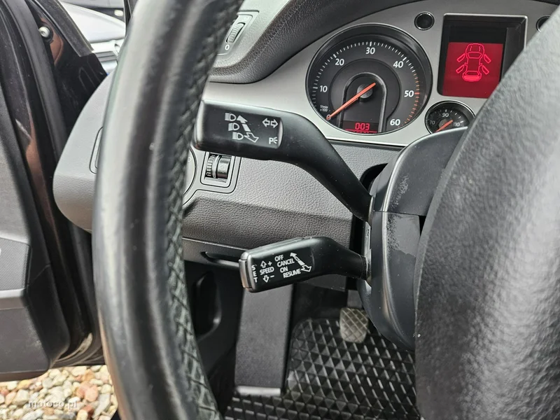 Volkswagen Passat B6 15