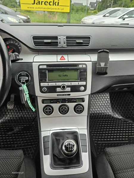 Volkswagen Passat B6 17