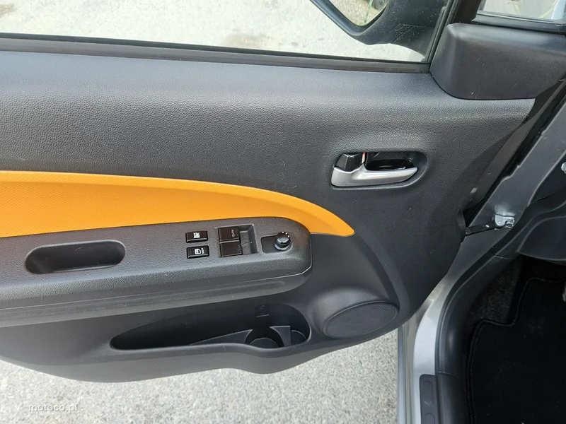 Opel Agila 12